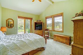 Stunning Hopland Vacation Rental w/ Pool & Hot Tub