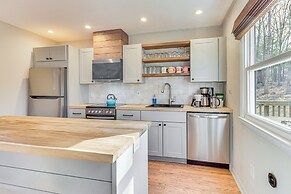 Fireside Lodge: A-frame in Bryce Resort w/ Decks