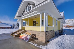 Beautiful Historic Home Near Bryce Canyon!