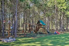 Bright Hopkins Home w/ Game Room & Fire Pit!