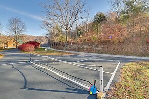 Secluded Retreat: Bbq, Lawn Games, & Fire Pit!