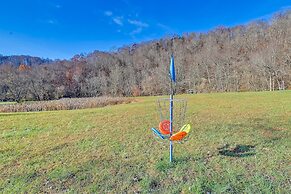 Secluded Retreat: Bbq, Lawn Games, & Fire Pit!