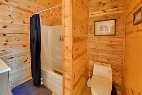 Secluded Retreat: Bbq, Lawn Games, & Fire Pit!