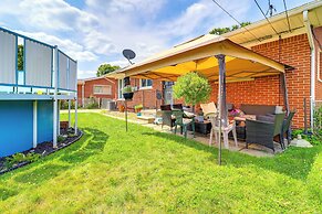 Detroit Home w/ Pool & Yard, 15 Mi to Downtown!