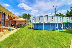 Detroit Home w/ Pool & Yard, 15 Mi to Downtown!