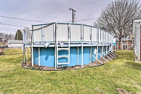 Detroit Home w/ Pool & Yard, 15 Mi to Downtown!