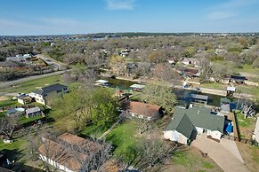 Waterfront Granbury Home: Easy Lake Access!