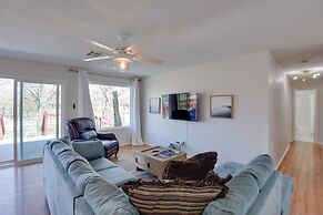 Waterfront Granbury Home: Easy Lake Access!