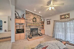 Oakland Retreat ~ 13 Mi to Deep Creek Lake!