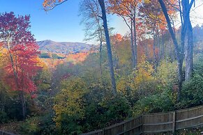 Near Ski Areas: Mtn-view Banner Elk Cabin