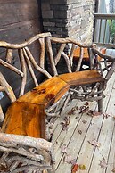 Near Ski Areas: Mtn-view Banner Elk Cabin