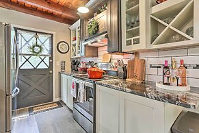 Welcoming Poconos Retreat w/ Deck & Pool Access