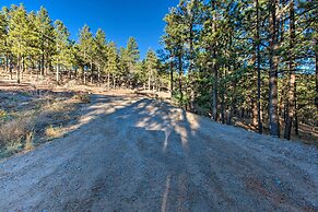 Family Cabin w/ Hot Tub: 1 Mi to Angel Fire Resort