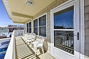 North Wildwood Condo w/ Pool, Walk to Boardwalk!