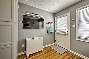 North Wildwood Condo w/ Pool, Walk to Boardwalk!