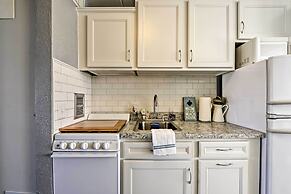 North Wildwood Condo w/ Pool, Walk to Boardwalk!