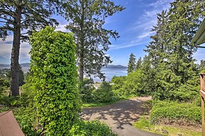 Luxe Coastal Haven w/ Bay Views & Hot Tub