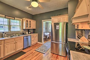 Cozy Damascus Cottage w/ Porch & Trail Access!