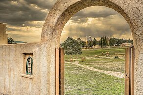 'villa Con Vista' w/ Putting Green & Hot Tub!