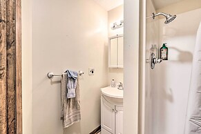 Idyllic Roan Mountain Cabin Across From Creek