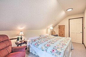 Idyllic Roan Mountain Cabin Across From Creek