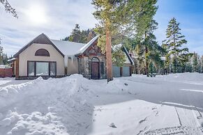 Luxury Keystone Cabin w/ Hot Tub, 1 Mi to Lifts!