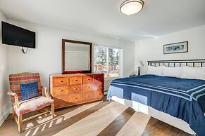 Luxury Keystone Cabin w/ Hot Tub, 1 Mi to Lifts!