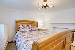 Pet-friendly Minneapolis Apt Near Shops & Dining!