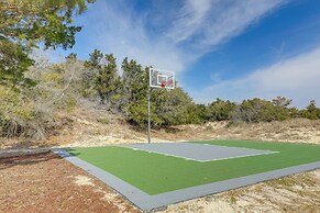 Emerald Isle Vacation Rental w/ Resort Pool!