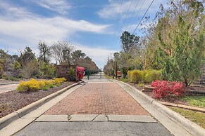 Emerald Isle Vacation Rental w/ Resort Pool!