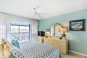 Waterfront Condo w/ Pool Access in Punta Gorda!