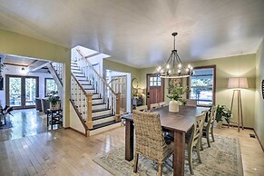 100-year-old Farmhouse w/ Hot Tub on 5 Acres!