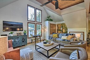 100-year-old Farmhouse w/ Hot Tub on 5 Acres!