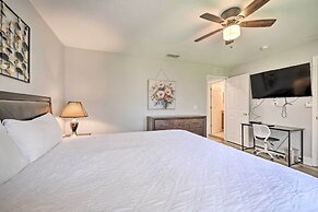 9 Mi to Disney: Sunny Resort Townhome w/ Patio!