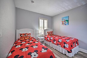 9 Mi to Disney: Sunny Resort Townhome w/ Patio!