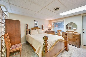 Country Escape: Log Cabin Near Kentucky Lake!