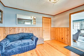 Country Escape: Log Cabin Near Kentucky Lake!