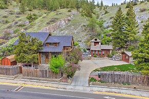 Historic Helena Retreat - Near Dtwn & Mt Helena!