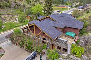 Historic Helena Retreat - Near Dtwn & Mt Helena!