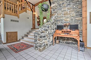 Historic Helena Retreat - Near Dtwn & Mt Helena!