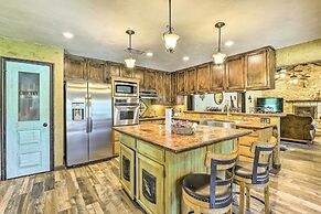 Sunset Ranch w/ Pool & Hot Tub on 29 Acres!