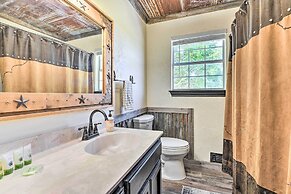 Sunset Ranch w/ Pool & Hot Tub on 29 Acres!