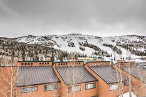 Townhome w/ Mtn View - Walk to Brian Head Lifts!