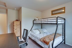 Charming Redmond Townhome w/ Resort Amenities