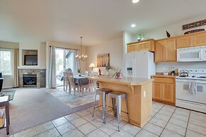 Charming Redmond Townhome w/ Resort Amenities