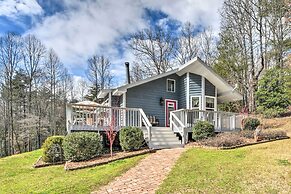 Private Pool, Hot Tub & Yard: Serene Murphy Home