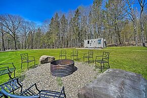 Fire Pit + Gas Grill: Secluded Studio in Milford!