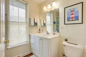 Delafield Vacation Rental Near Lakes & Parks!