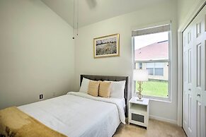 Sunny Brandon Getaway w/ Fire Pit!