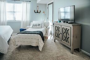 Updated Branson Condo w/ Indoor Pool Access!